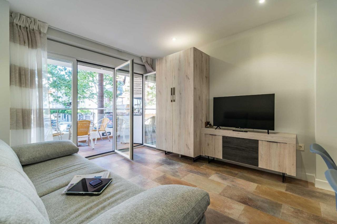 Apartamentos Dr28 A 250 M De La Playa Fuengirola Kültér fotó