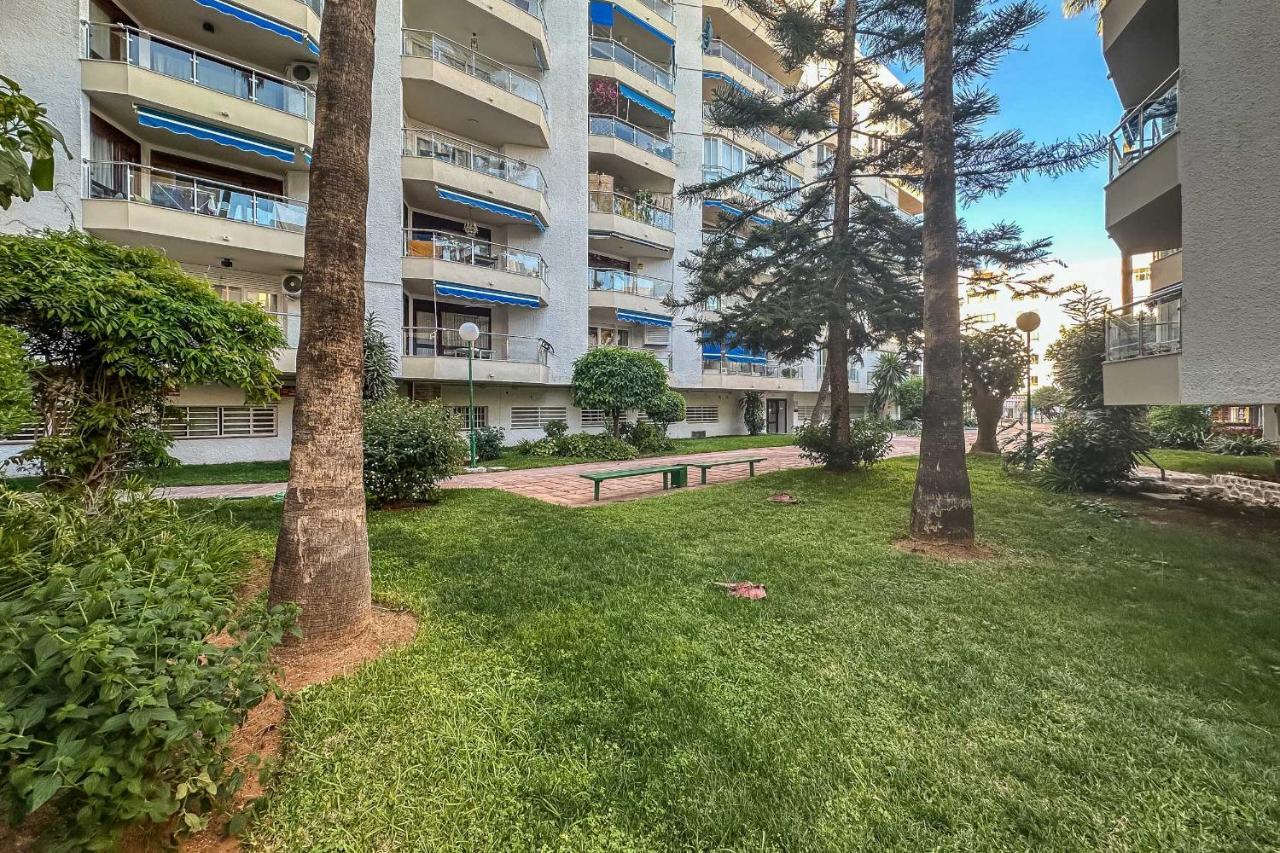 Apartamentos Dr28 A 250 M De La Playa Fuengirola Kültér fotó