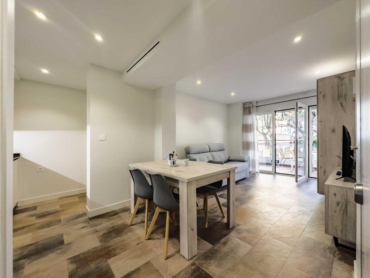 Apartamentos Dr28 A 250 M De La Playa Fuengirola Kültér fotó