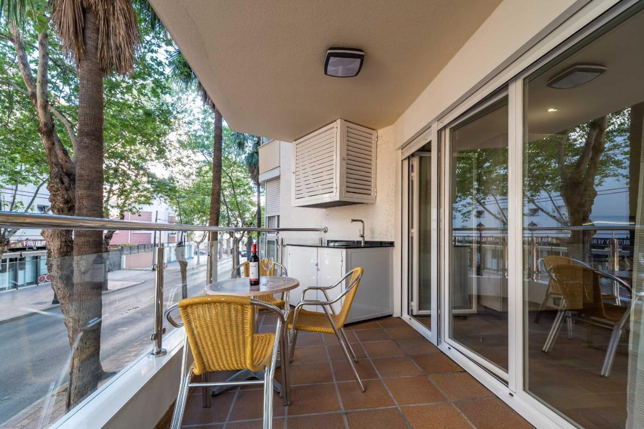 Apartamentos Dr28 A 250 M De La Playa Fuengirola Kültér fotó