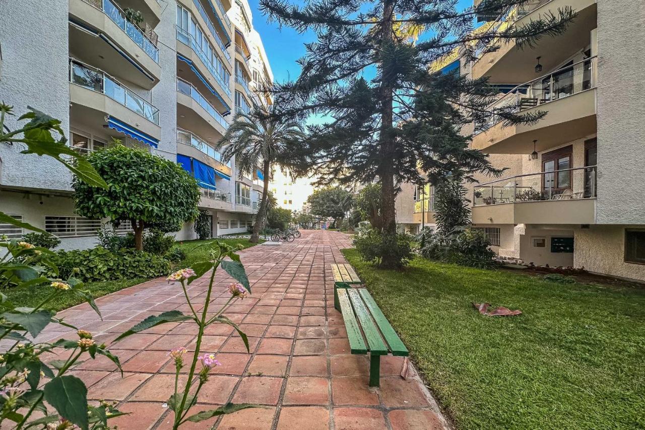 Apartamentos Dr28 A 250 M De La Playa Fuengirola Kültér fotó