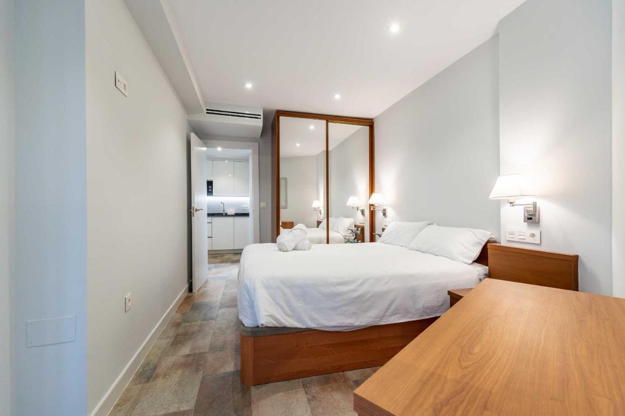 Apartamentos Dr28 A 250 M De La Playa Fuengirola Kültér fotó