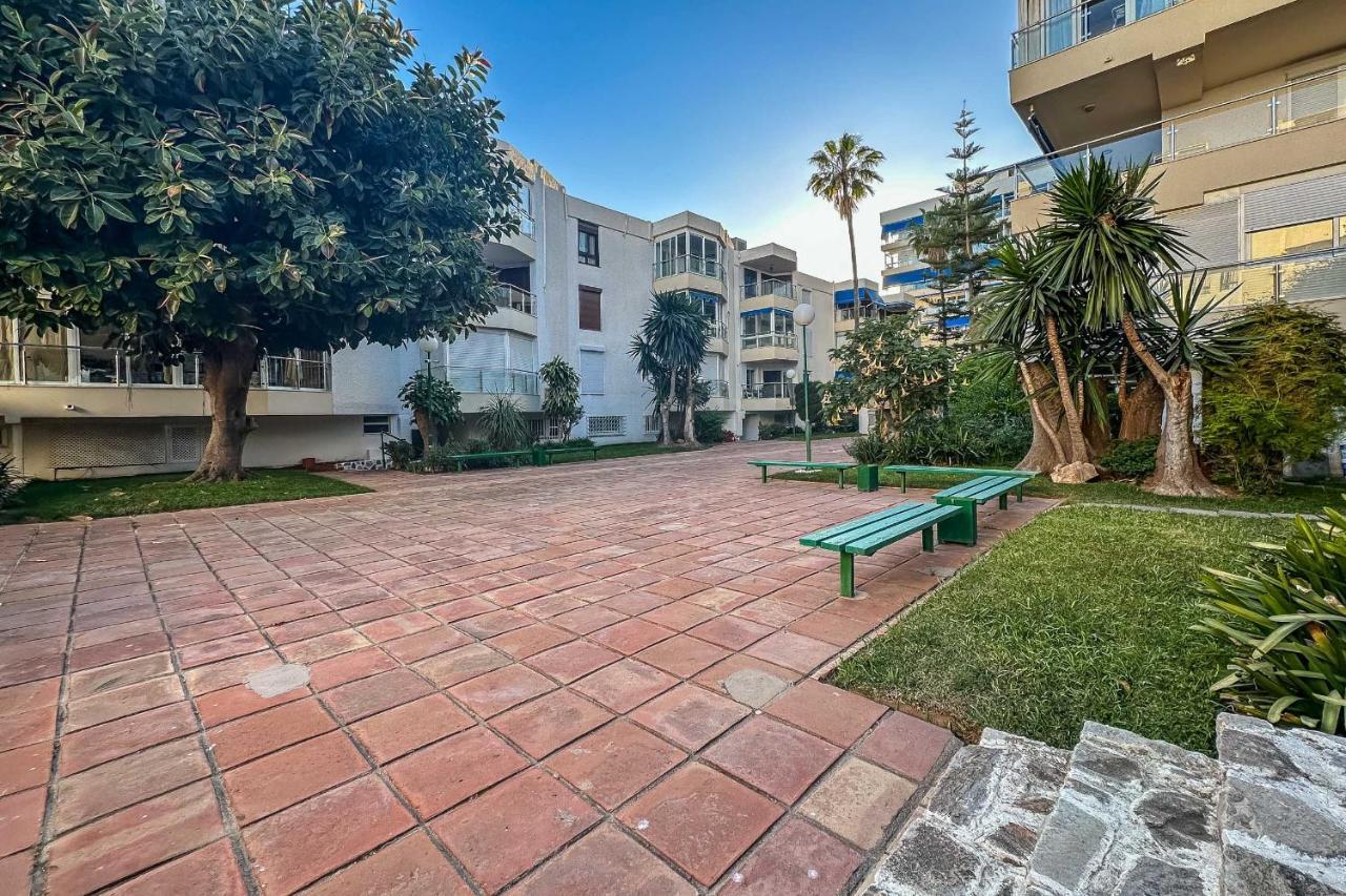 Apartamentos Dr28 A 250 M De La Playa Fuengirola Kültér fotó