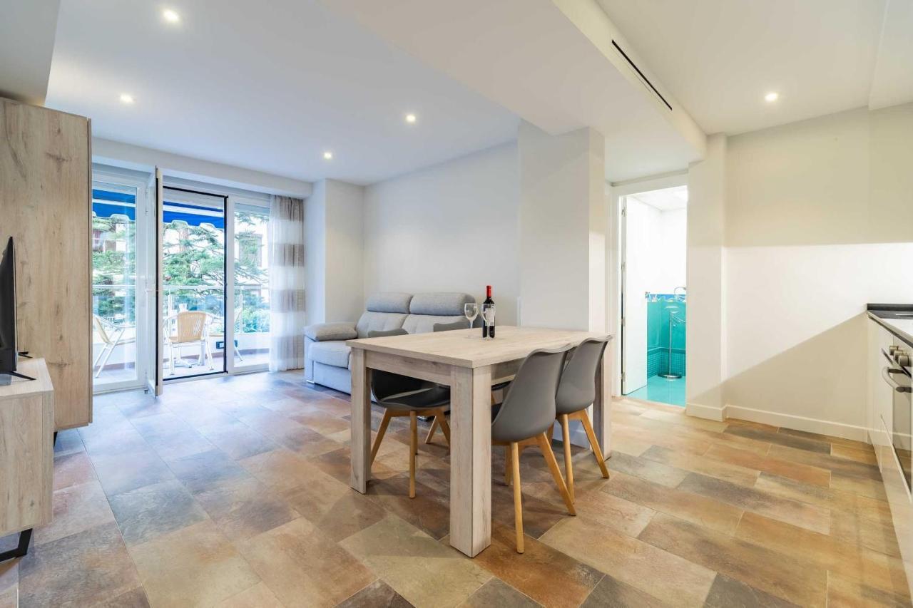 Apartamentos Dr28 A 250 M De La Playa Fuengirola Kültér fotó