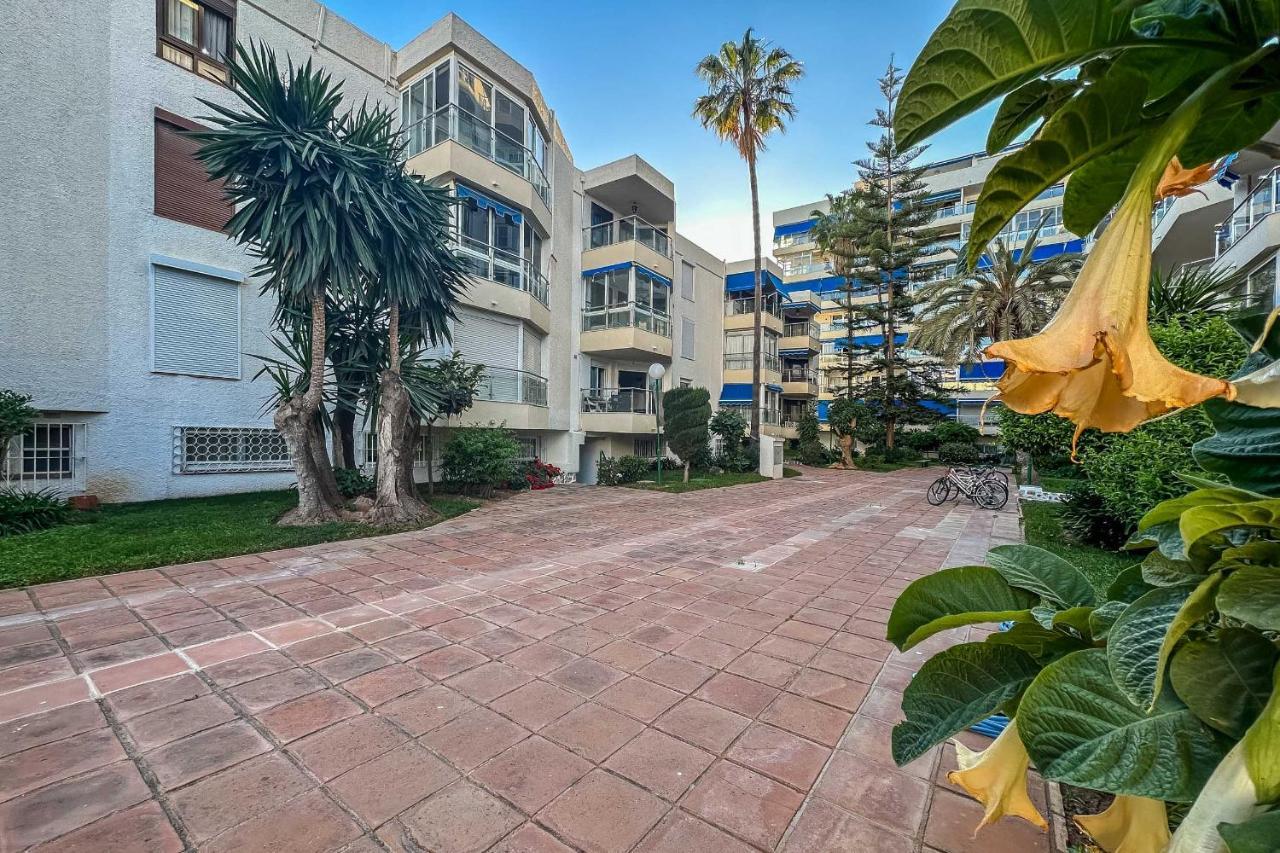 Apartamentos Dr28 A 250 M De La Playa Fuengirola Kültér fotó