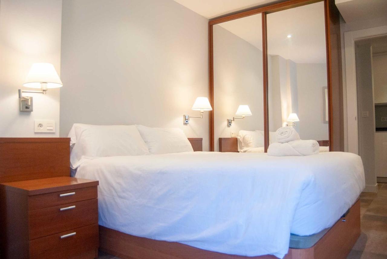Apartamentos Dr28 A 250 M De La Playa Fuengirola Kültér fotó